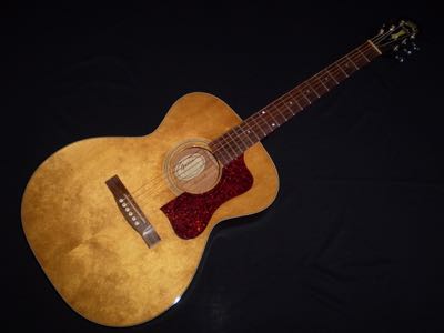 1979 Guild F30