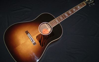 2012 Gibson Advanced Jumbo  –  £2199