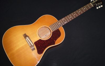 2012 Gibson B25 Custom Shop  –  £1999