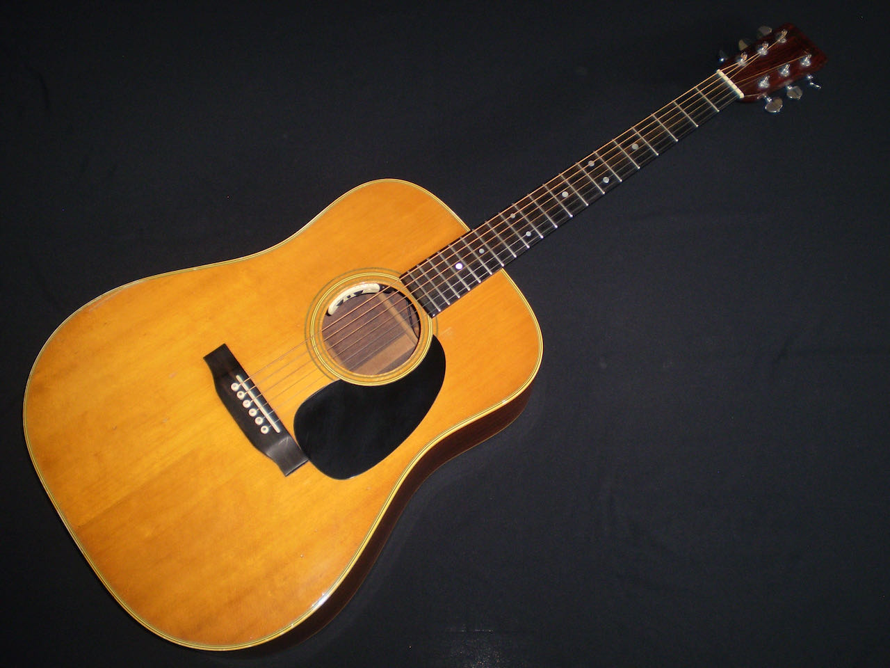 1973 Martin D28 – £2999 | Glenn's Guitars