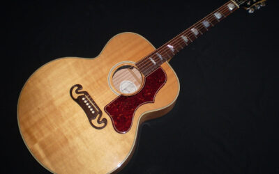 2011 Gibson SJ200 Studio – £1999