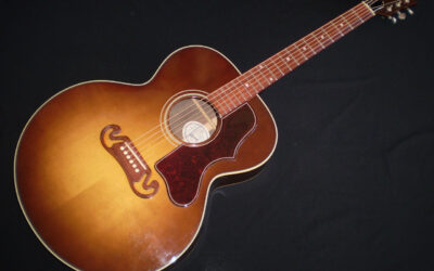 2017 Gibson J100 Walnut – £1999