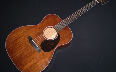 2023 Martin 000-14 Mahogany  –  £2999